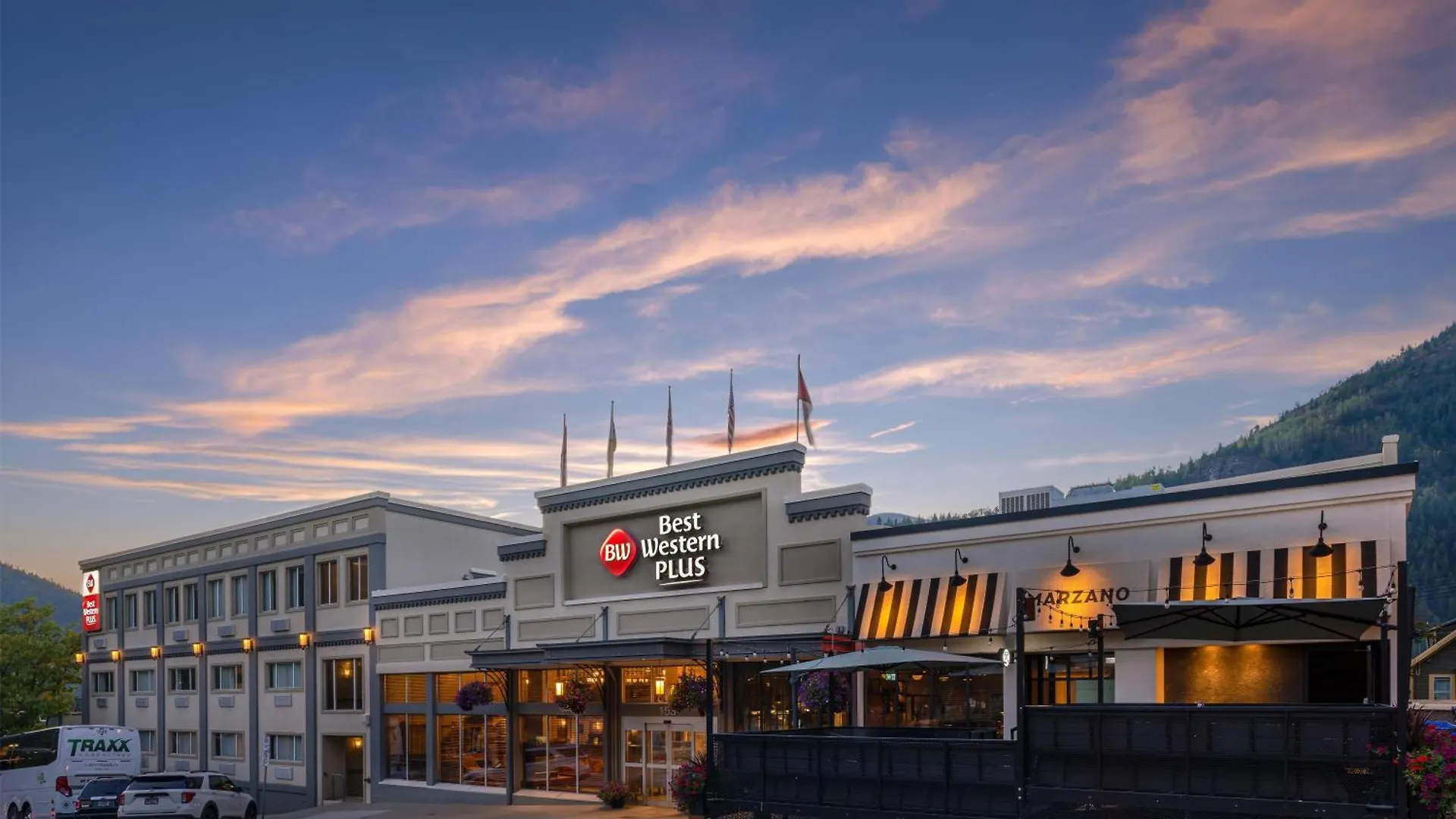 6 Central Hotels Close to Nelson Museum in Nelson, BC